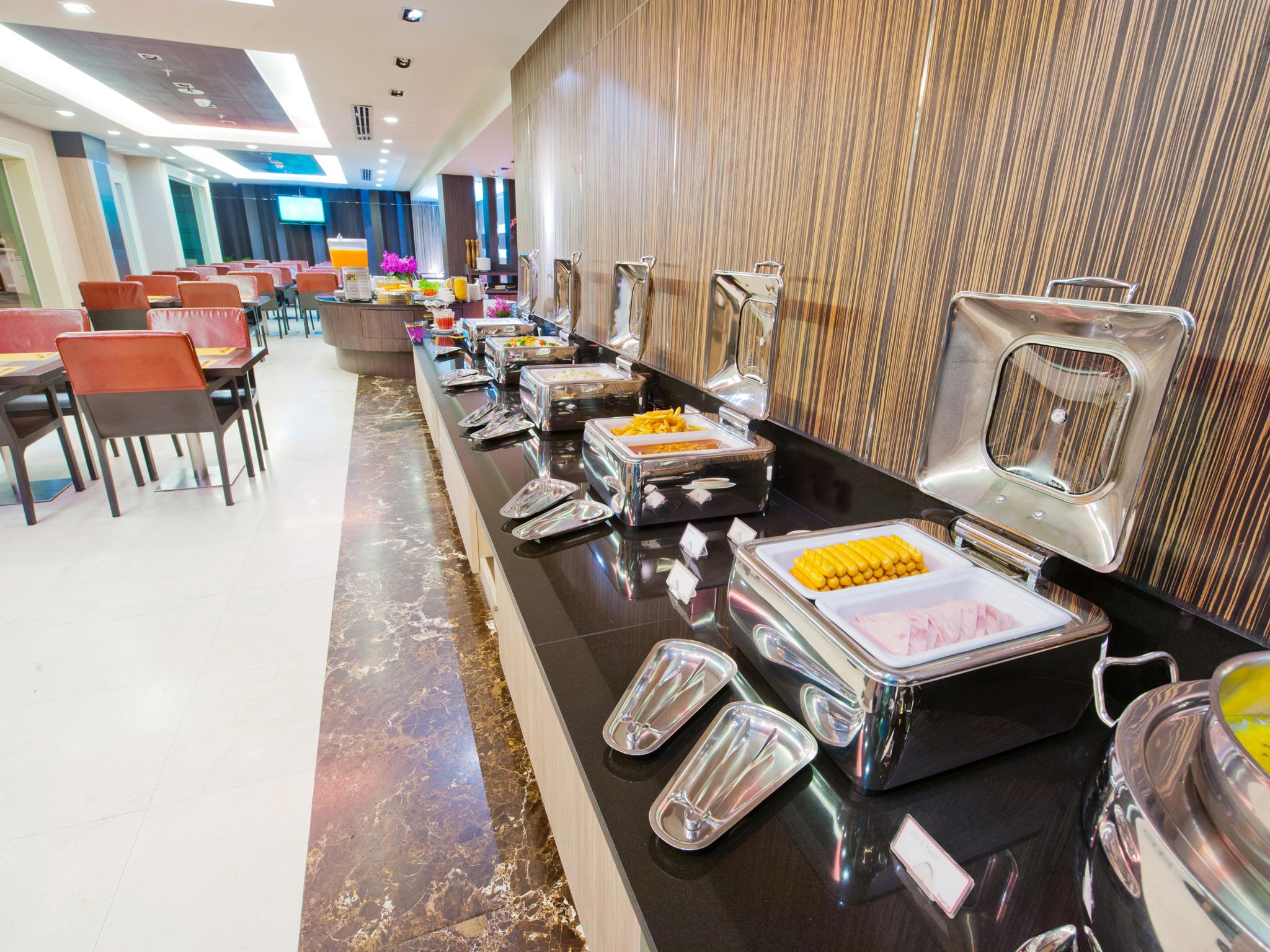 Kingston Suites בנגקוק מראה חיצוני תמונה